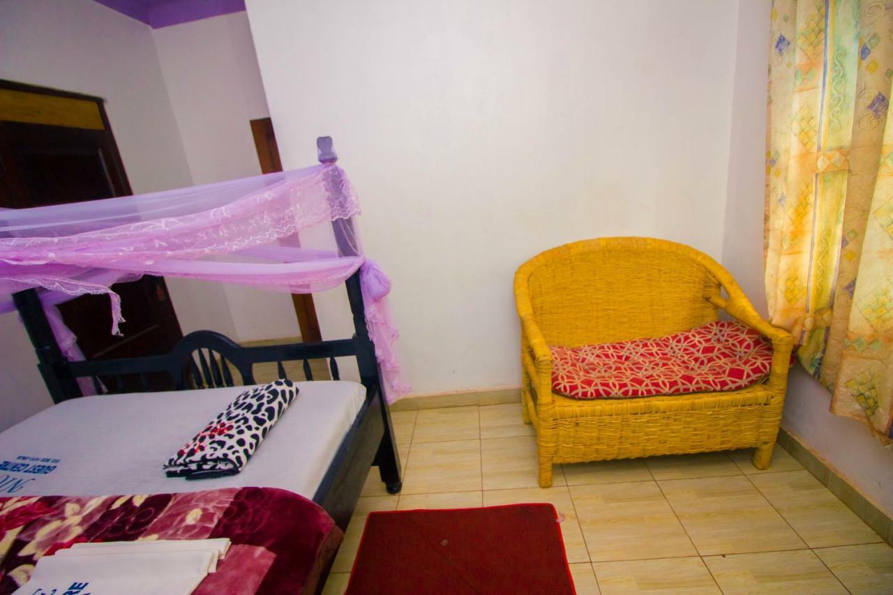 Nice Guest House Jinja Esterno foto